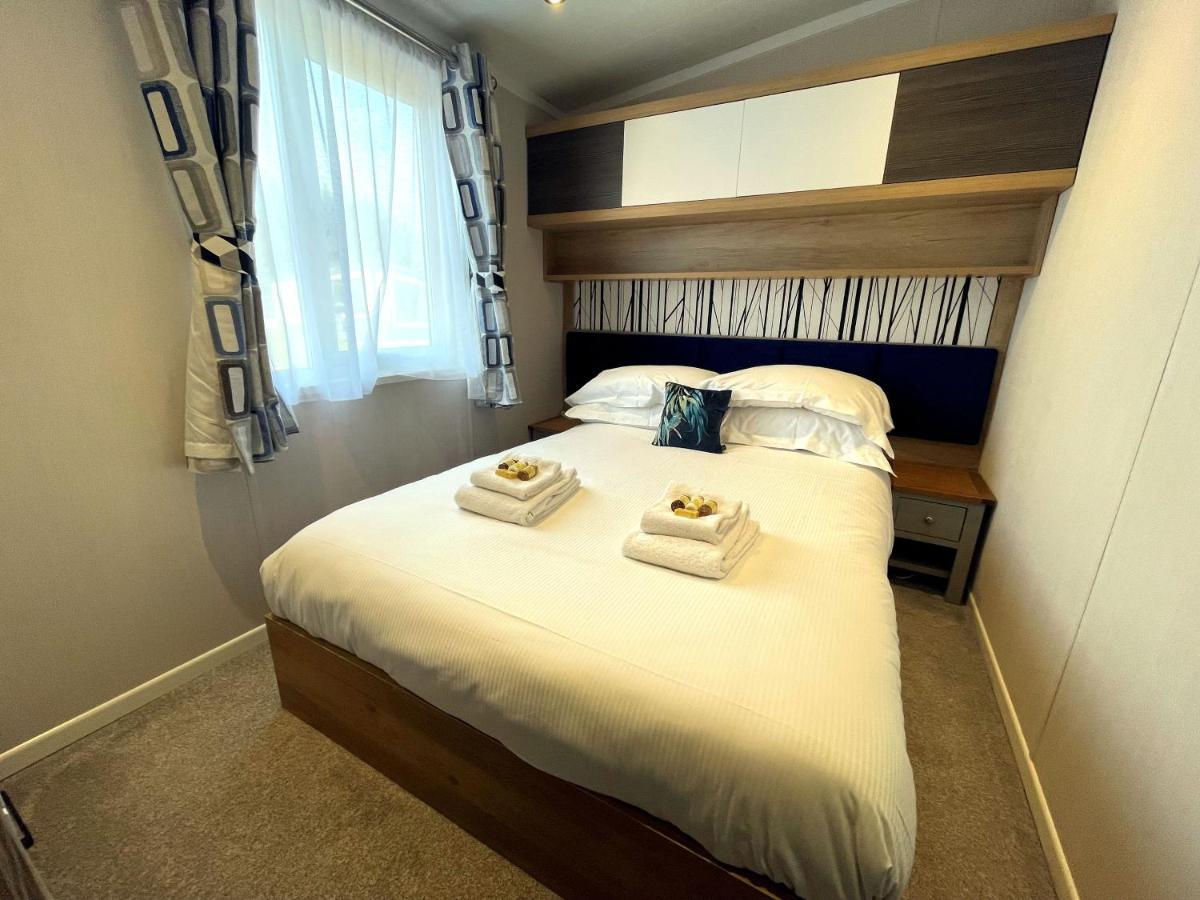 Luxury Lakeside Lodge With Htub Beautiful Views 安南 外观 照片