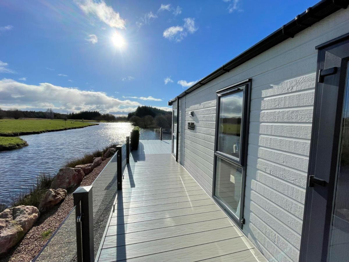 Luxury Lakeside Lodge With Htub Beautiful Views 安南 外观 照片